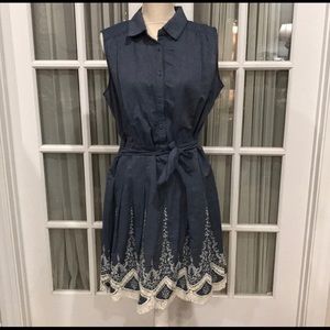 Westport 1962 denim and lace dress